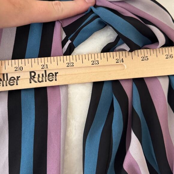 Torrid Stripe Tie Neck Blouse 00 Large XL Office Career - Picture 6 of 7